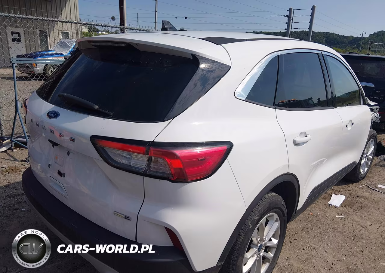 2020 Ford Escape Se VIN:1FMCU9G69LUA60996 - 4