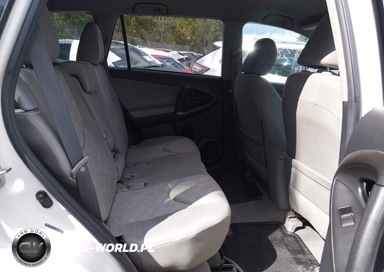 2011 Toyota Rav4 VIN:2T3BF4DVXBW155979 - 8