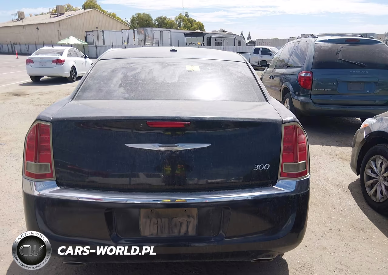 2014 Chrysler 300 VIN:2C3CCAAG9EH166627 - 16