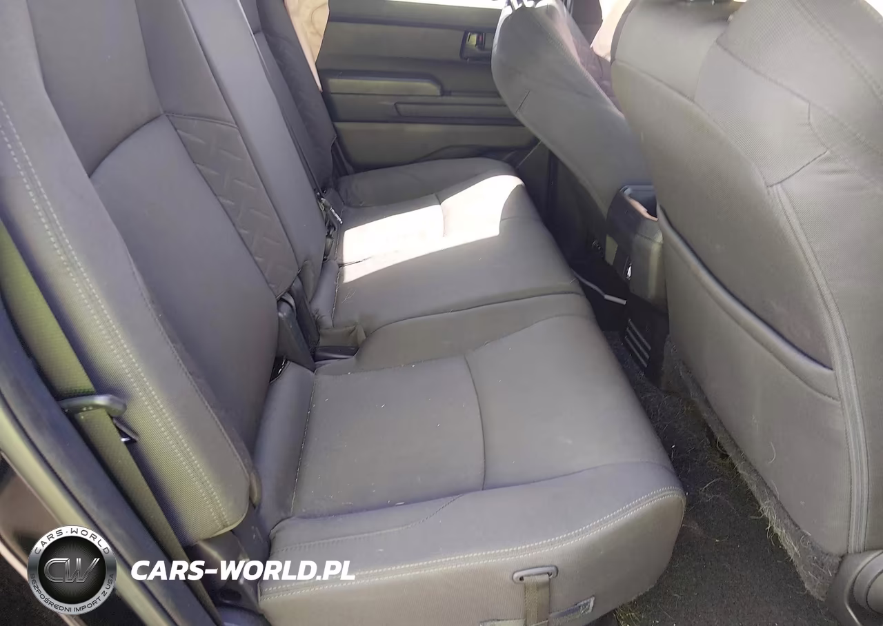 2025 Toyota Tacoma Sr5 VIN:3TMKB5FN0SM048648 - 8