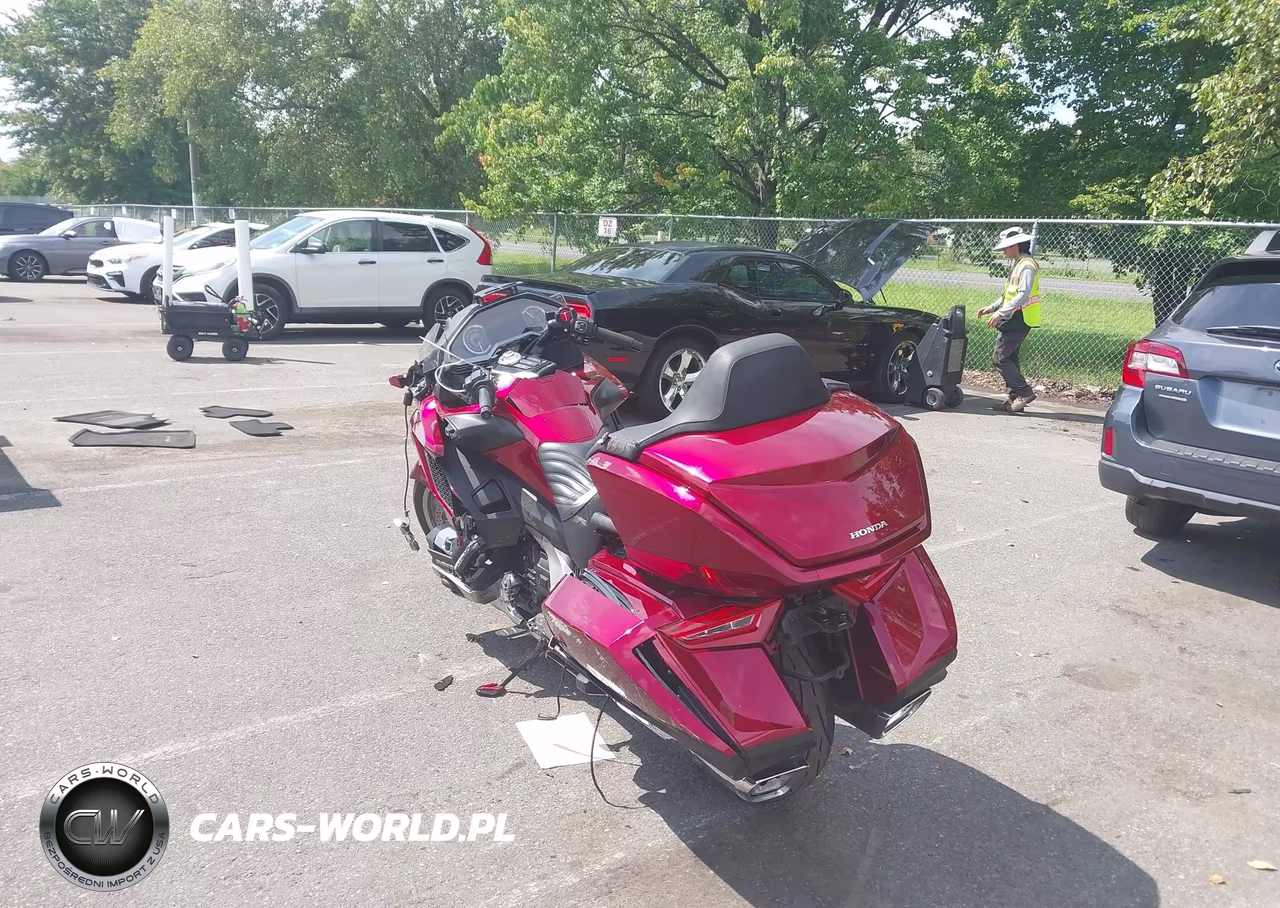 2018 Honda Gl1800 D VIN:JH2SC7957JK004101 - 3