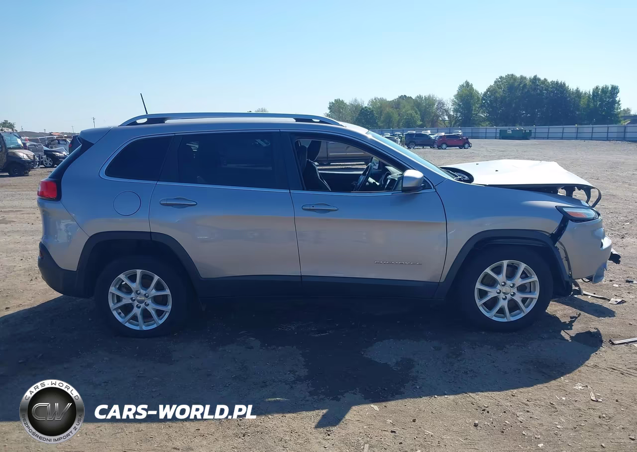2018 Jeep Cherokee Latitude Plus Fwd VIN:1C4PJLLB3JD540074 - 13