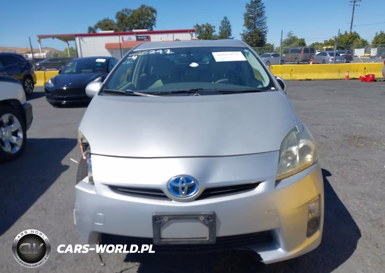 2011 Toyota Prius Four VIN:JTDKN3DU4B1404702 - 14