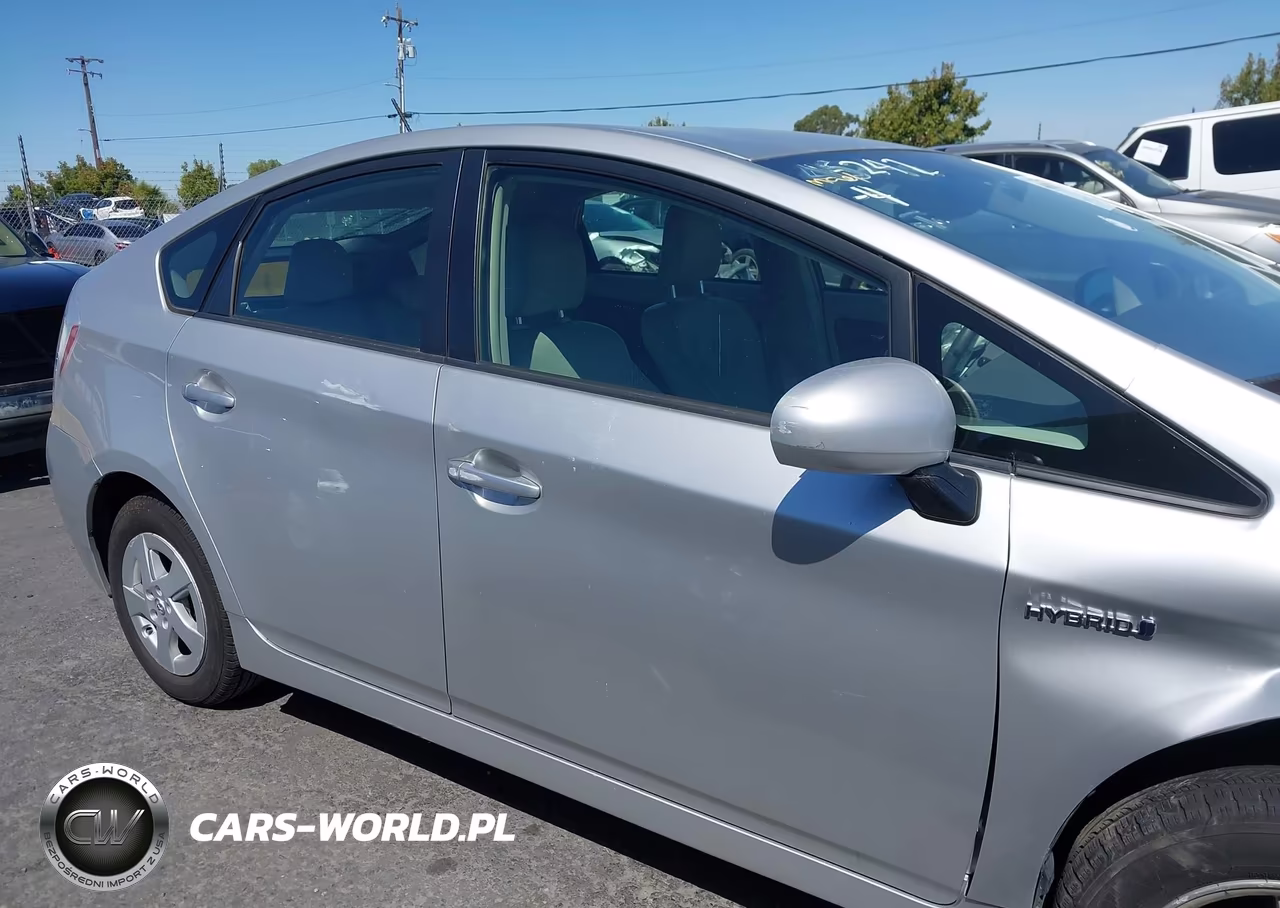 2011 Toyota Prius Four VIN:JTDKN3DU4B1404702 - 15