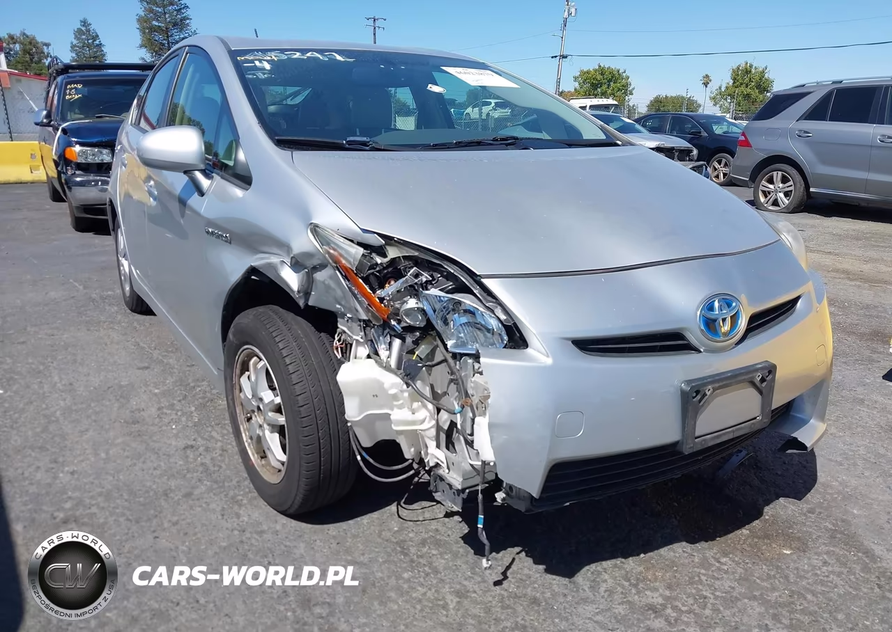 2011 Toyota Prius Four VIN:JTDKN3DU4B1404702 - 6