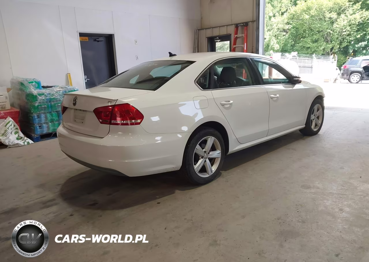 2013 Volkswagen Passat 2.5L Se VIN:1VWBH7A39DC096893 - 4