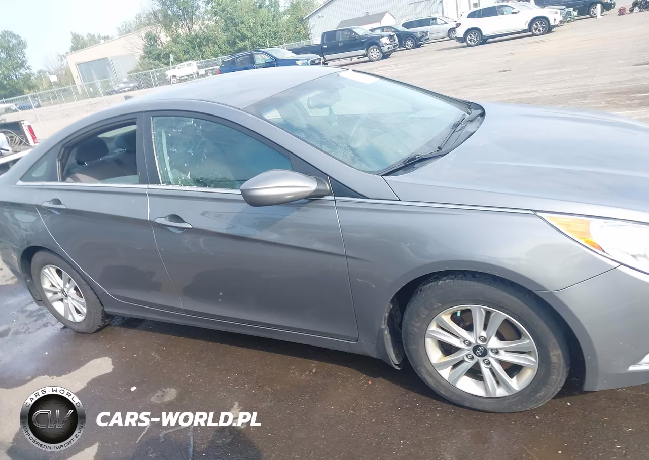 2013 Hyundai Sonata Gls VIN:5NPEB4AC1DH711425 - 12