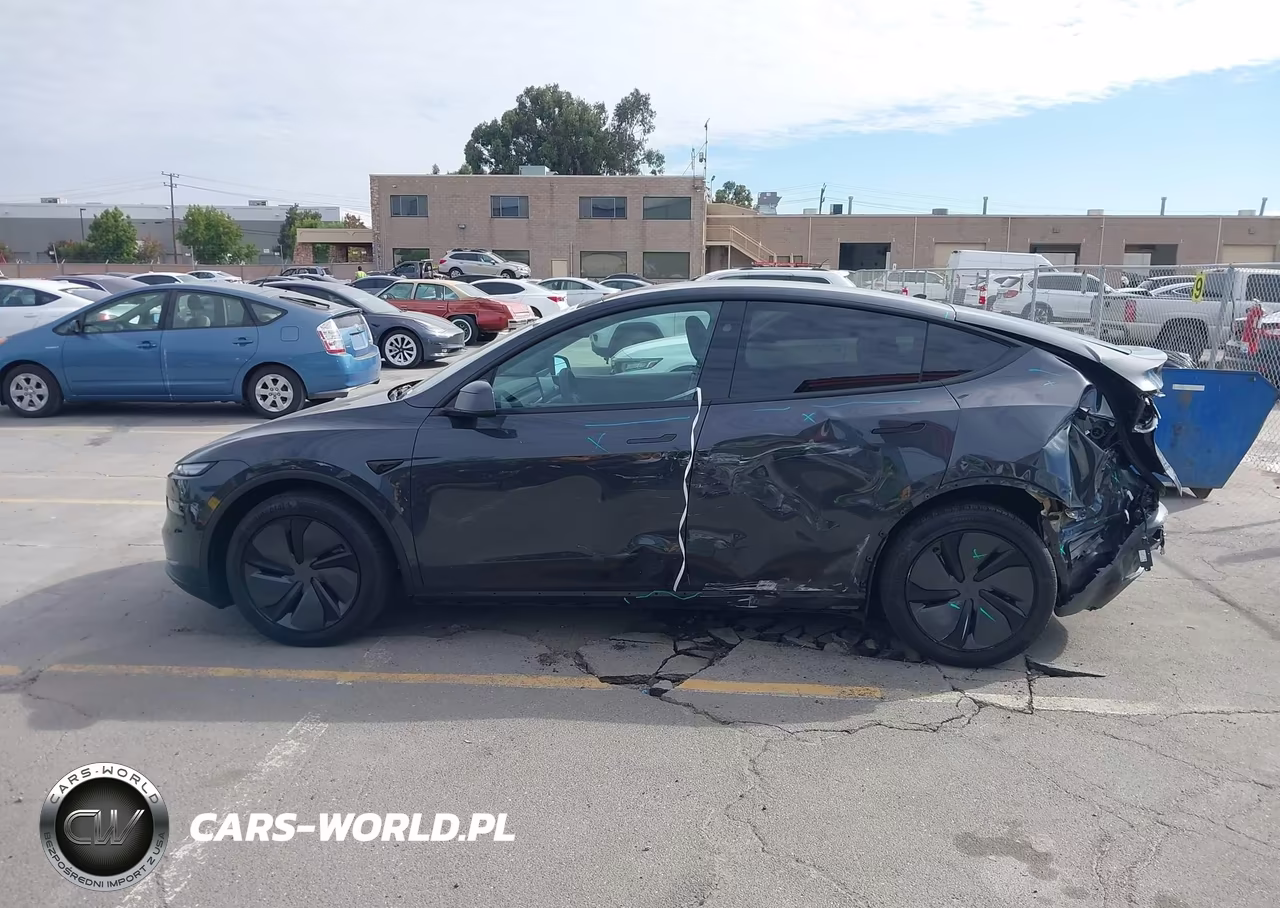 2026 Tesla Model Y All-Wheel Drive-Long Range Launch Series-Premium All-Wheel Drive VIN:7SAYGDEE4TF404969 - 15