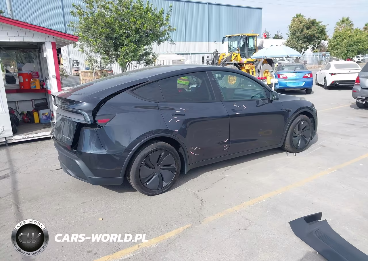 2026 Tesla Model Y All-Wheel Drive-Long Range Launch Series-Premium All-Wheel Drive VIN:7SAYGDEE4TF404969 - 4