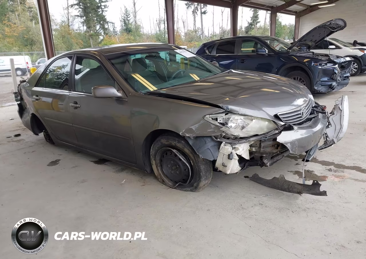 2005 Toyota Camry Le VIN:4T1BE32K45U594890 - 1