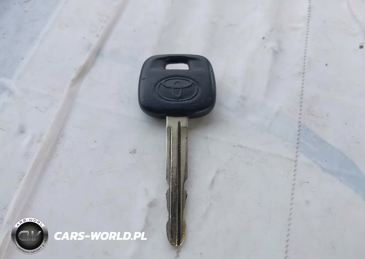 2005 Toyota Camry Le VIN:4T1BE32K45U594890 - 11