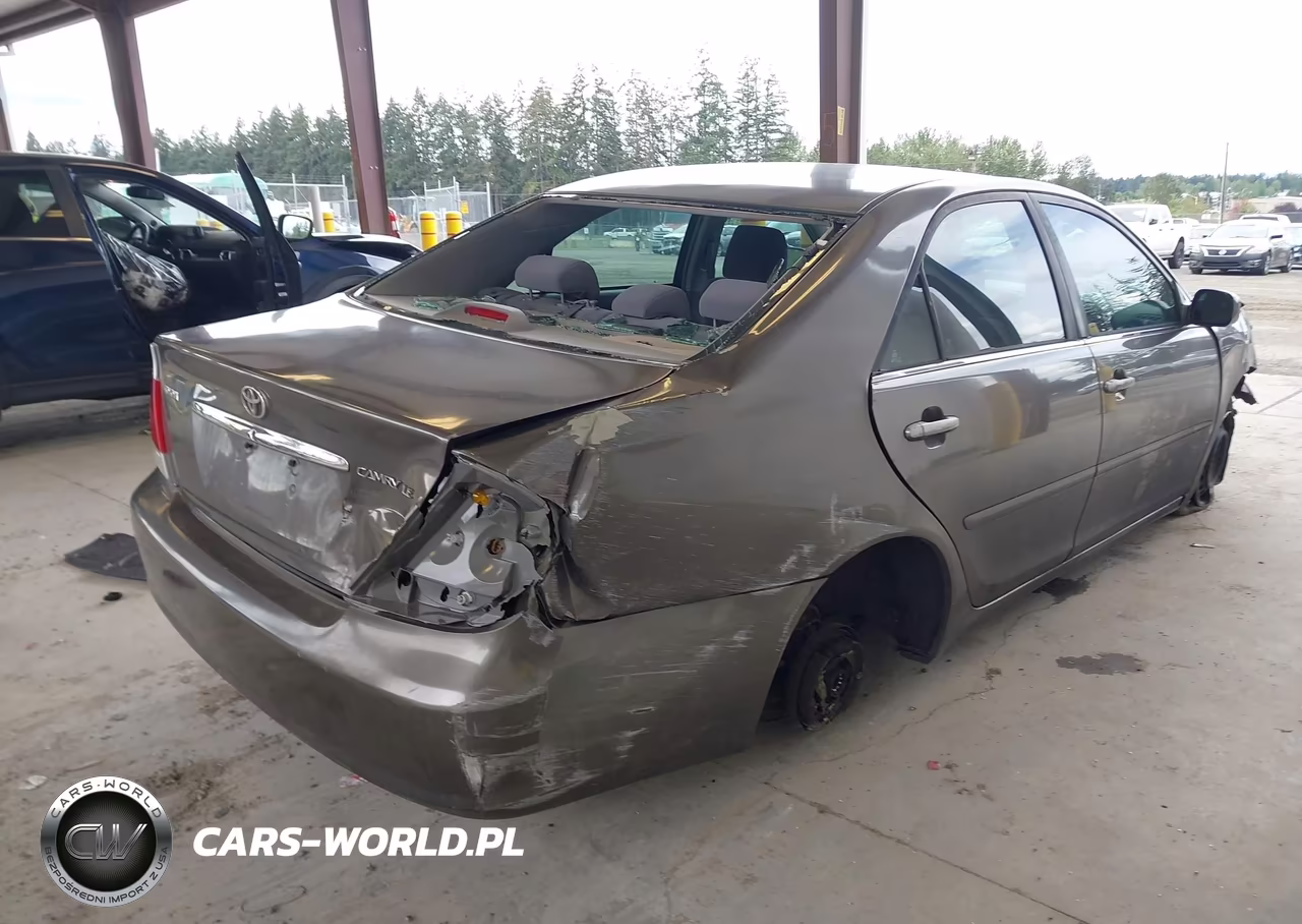 2005 Toyota Camry Le VIN:4T1BE32K45U594890 - 4