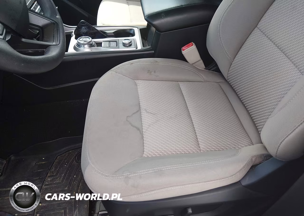 2020 Ford Explorer VIN:1FMSK8BBXLGC38493 - 15