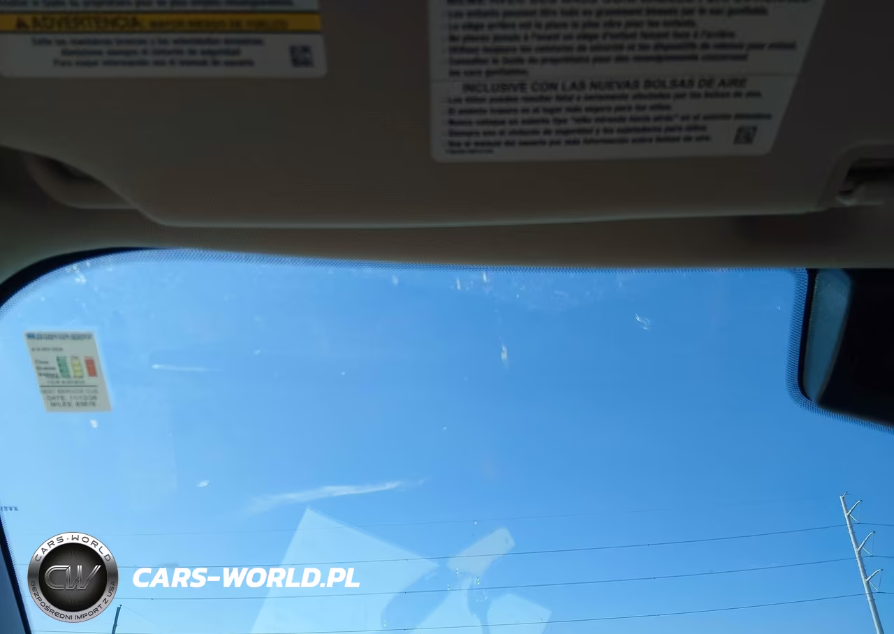 2020 Ford Explorer VIN:1FMSK8BBXLGC38493 - 17