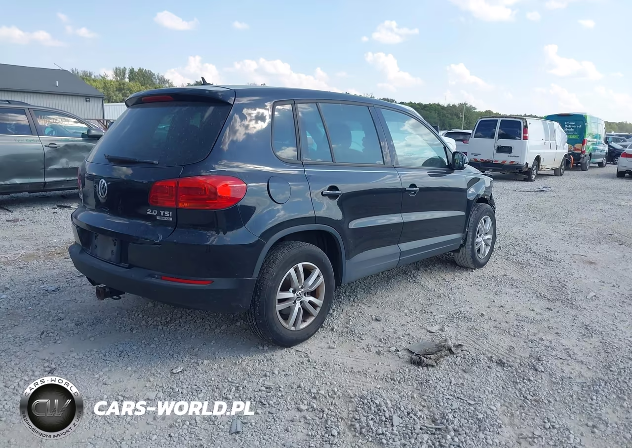 2013 Volkswagen Tiguan S VIN:WVGBV7AX5DW516917 - 4
