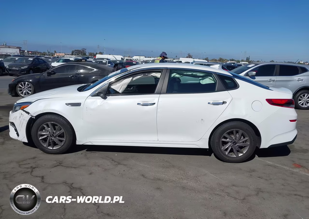 2020 Kia Optima Lx VIN:5XXGT4L36LG391208 - 14