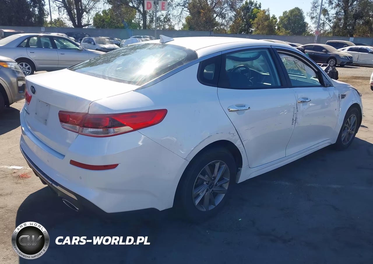 2020 Kia Optima Lx VIN:5XXGT4L36LG391208 - 4