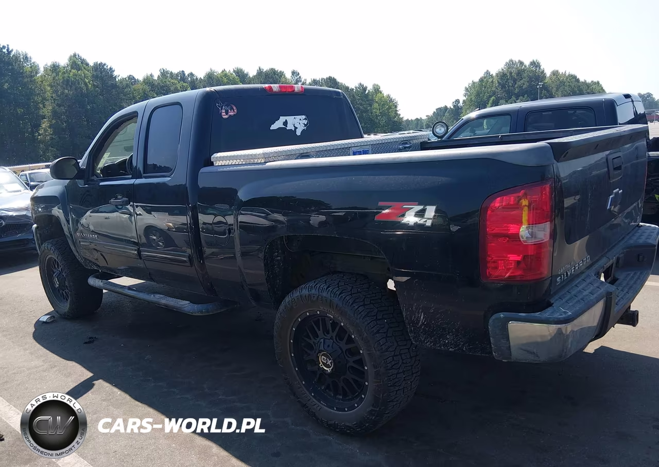 2013 Chevrolet Silverado 1500 Lt VIN:1GCRKSE73DZ113980 - 3