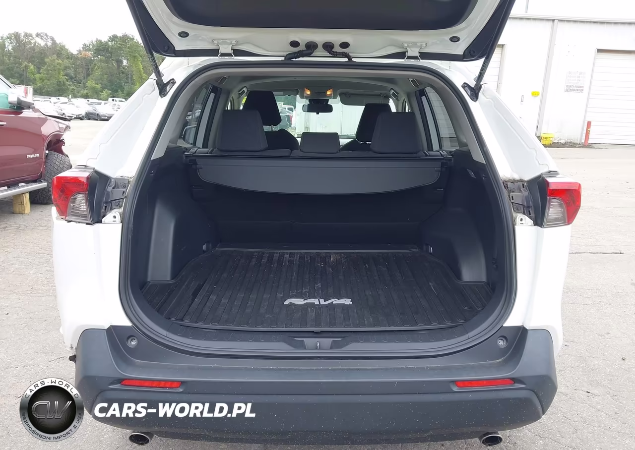 2019 Toyota Rav4 Le VIN:JTMG1RFV8KJ013319 - 19