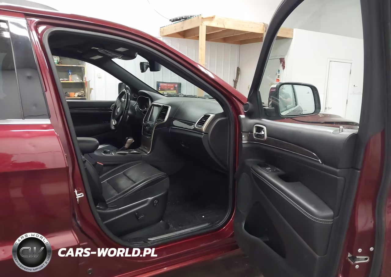 2017 Jeep Grand Cherokee Overland VIN:1C4RJFCG3HC712268 - 5