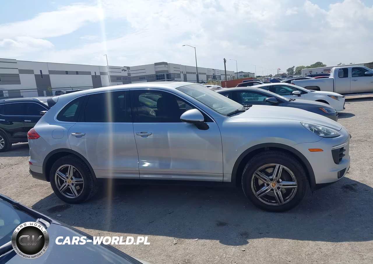 2016 Porsche Cayenne VIN:WP1AA2A29GKA10892 - 13