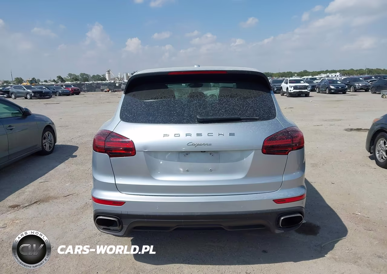2016 Porsche Cayenne VIN:WP1AA2A29GKA10892 - 16