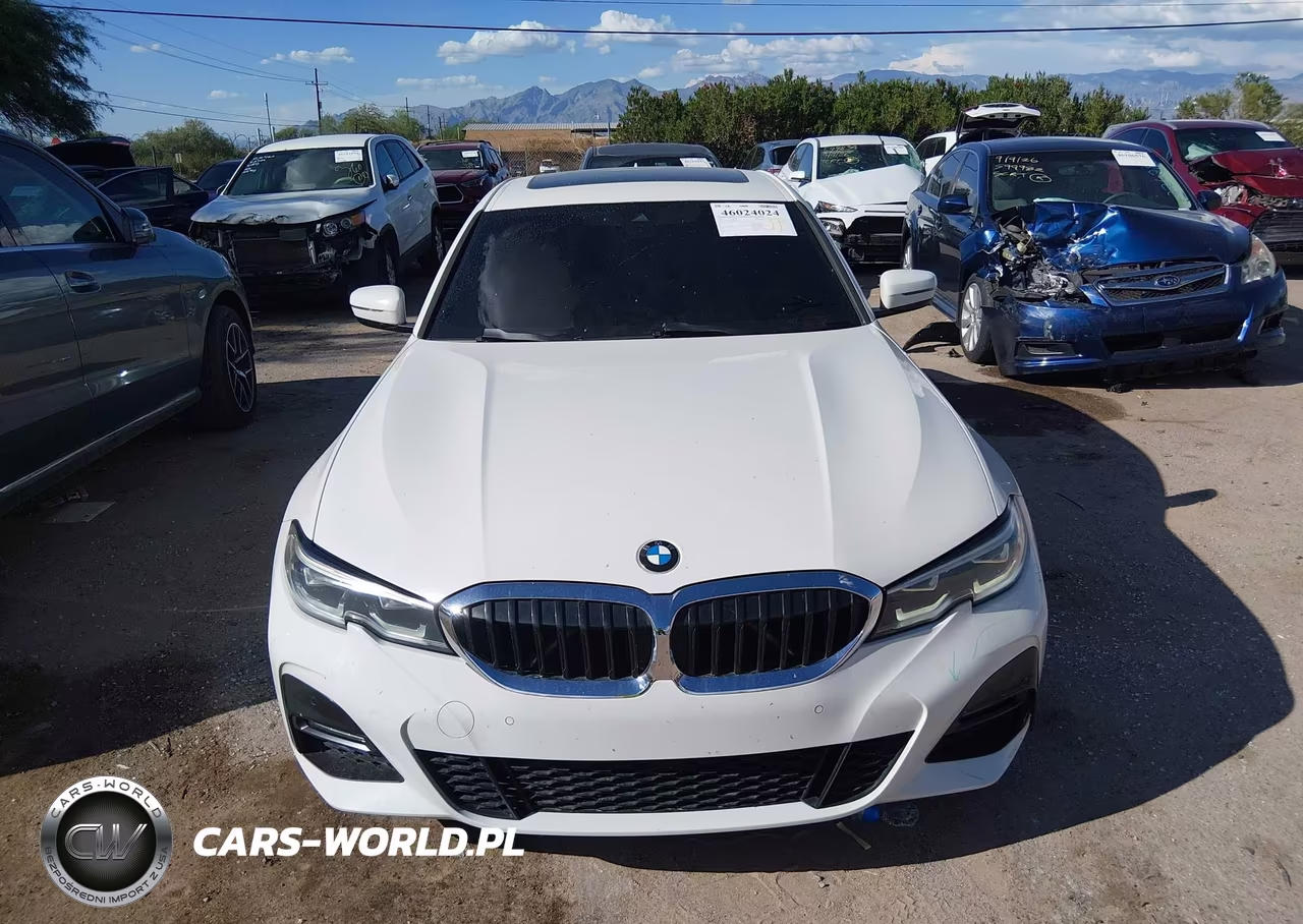 2021 BMW 330E VIN:3MW5P7J01M8C12018 - 12