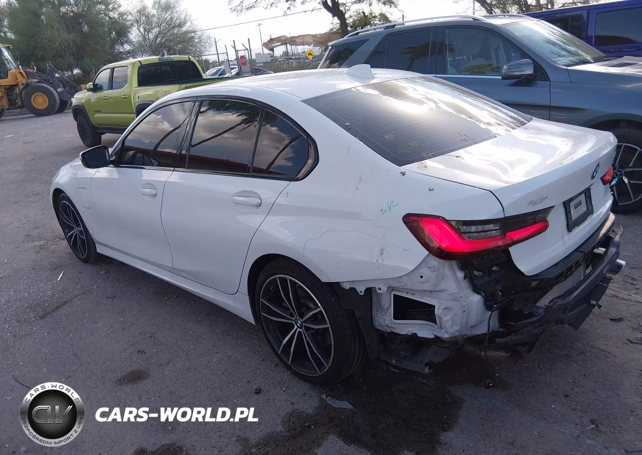 2021 BMW 330E VIN:3MW5P7J01M8C12018 - 3