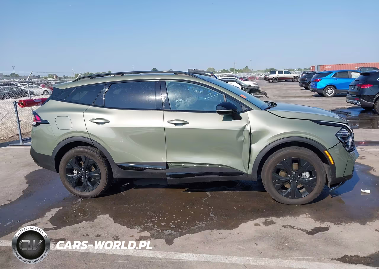 2025 Kia Sportage Plug-In Hybrid X-Line VIN:KNDPYDDH0S7185014 - 13