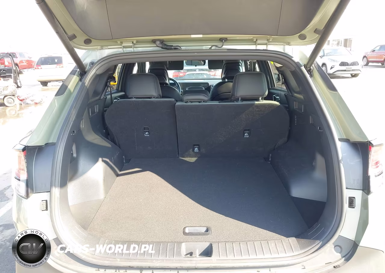 2025 Kia Sportage Plug-In Hybrid X-Line VIN:KNDPYDDH0S7185014 - 17