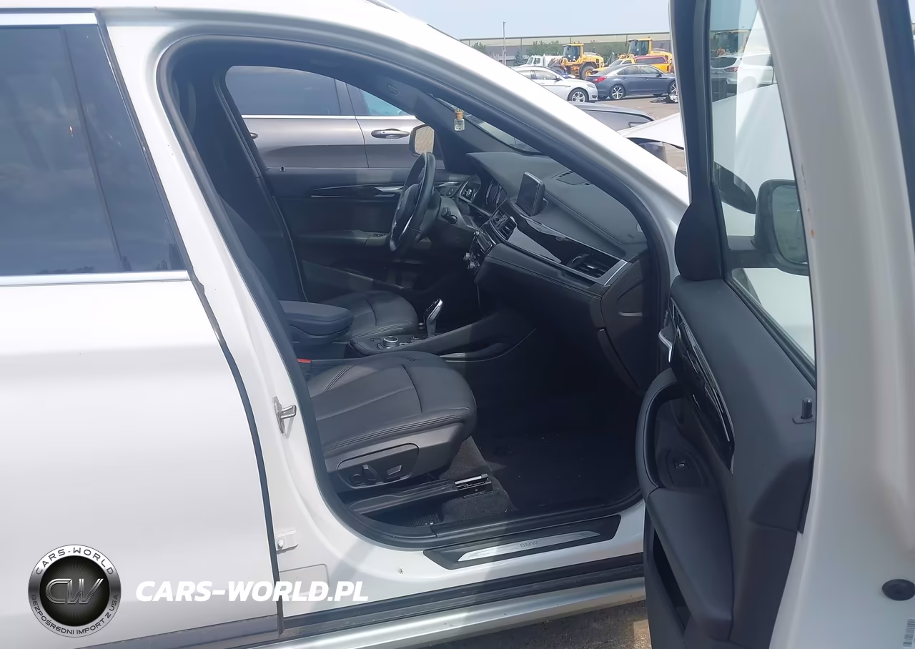 2020 BMW X1 xDrive28I VIN:WBXJG9C0XL5R32636 - 5