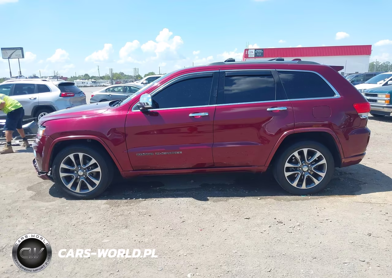 2017 Jeep Grand Cherokee Overland 4X2 VIN:1C4RJECG2HC696574 - 14