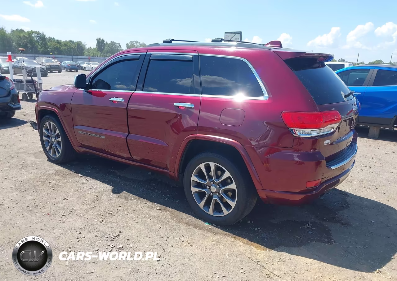 2017 Jeep Grand Cherokee Overland 4X2 VIN:1C4RJECG2HC696574 - 3