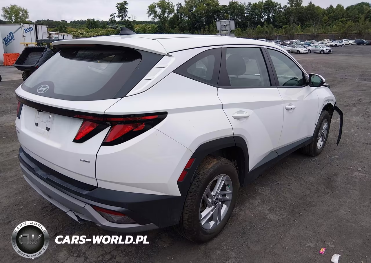 2025 Hyundai Tucson Se VIN:5NMJACDE9SH582742 - 4