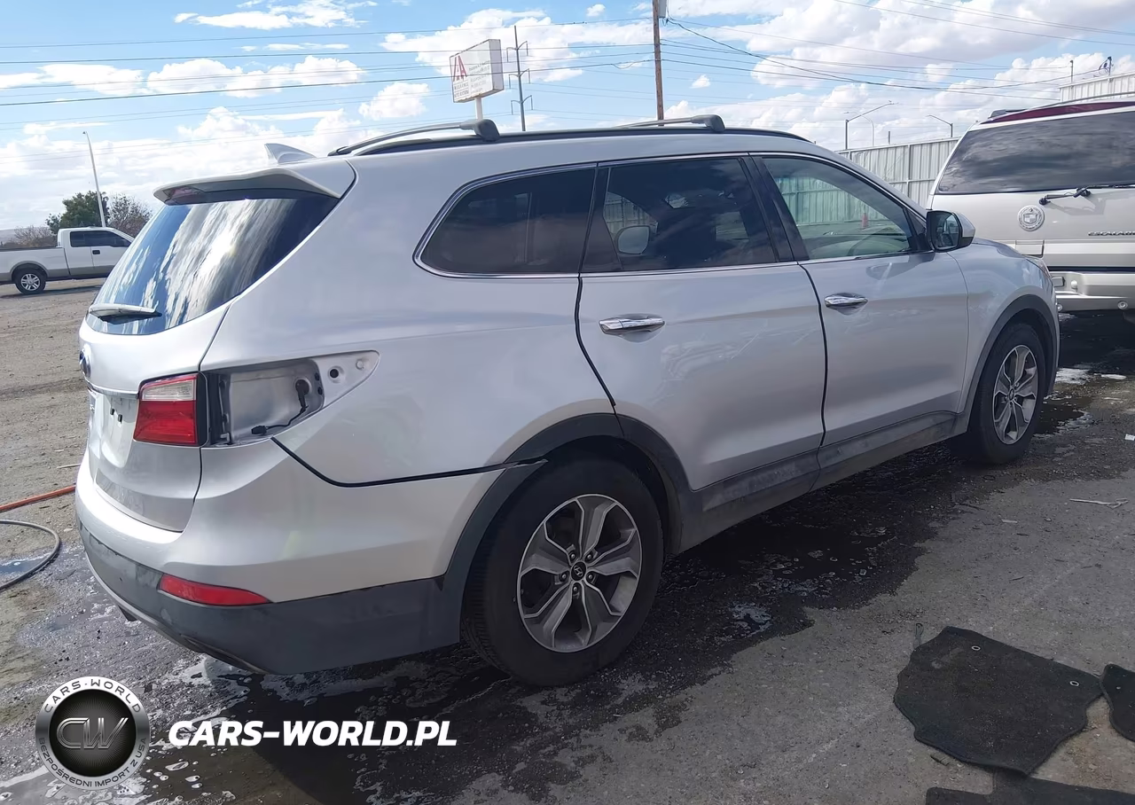 2013 Hyundai Santa Fe Gls VIN:KM8SM4HF2DU005272 - 4