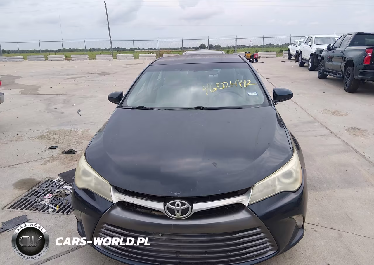2015 Toyota Camry Le VIN:4T4BF1FK7FR465674 - 12