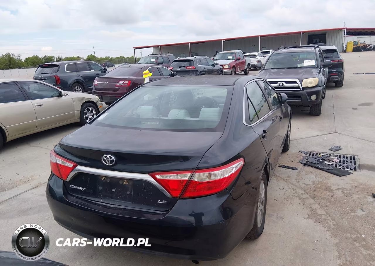 2015 Toyota Camry Le VIN:4T4BF1FK7FR465674 - 16
