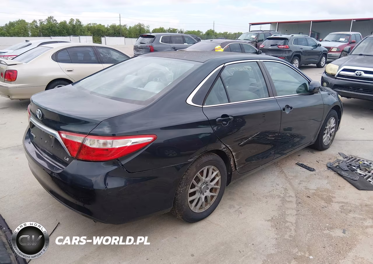 2015 Toyota Camry Le VIN:4T4BF1FK7FR465674 - 4
