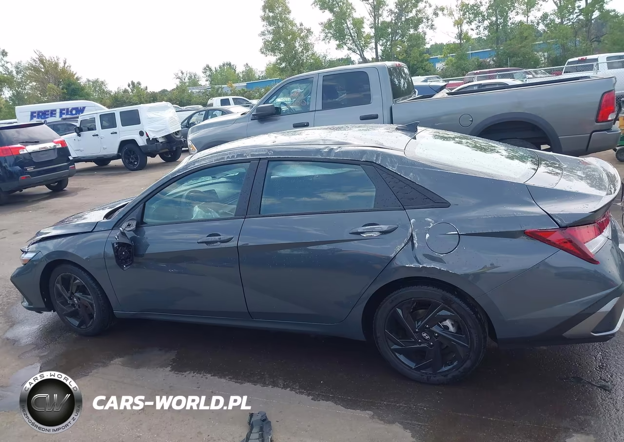 2026 Hyundai Elantra Sel Sport VIN:KMHLM4DG1TU241607 - 14