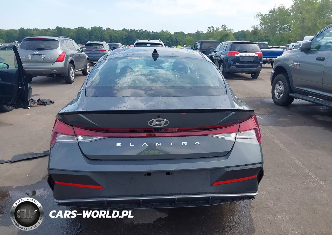 2026 Hyundai Elantra Sel Sport VIN:KMHLM4DG1TU241607 - 16