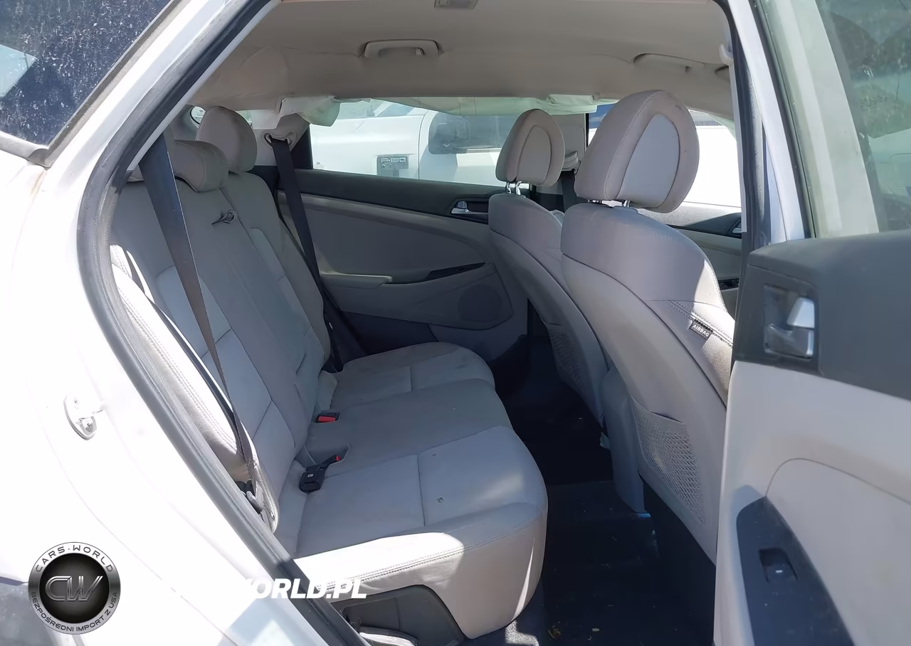 2016 Hyundai Tucson Se VIN:KM8J33A42GU089356 - 8