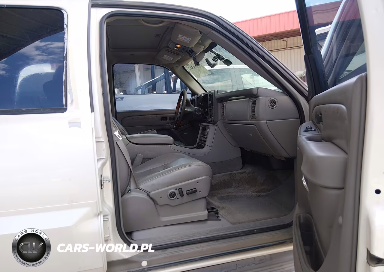 2004 Cadillac Escalade Standard VIN:1GYEK63N14R261904 - 5