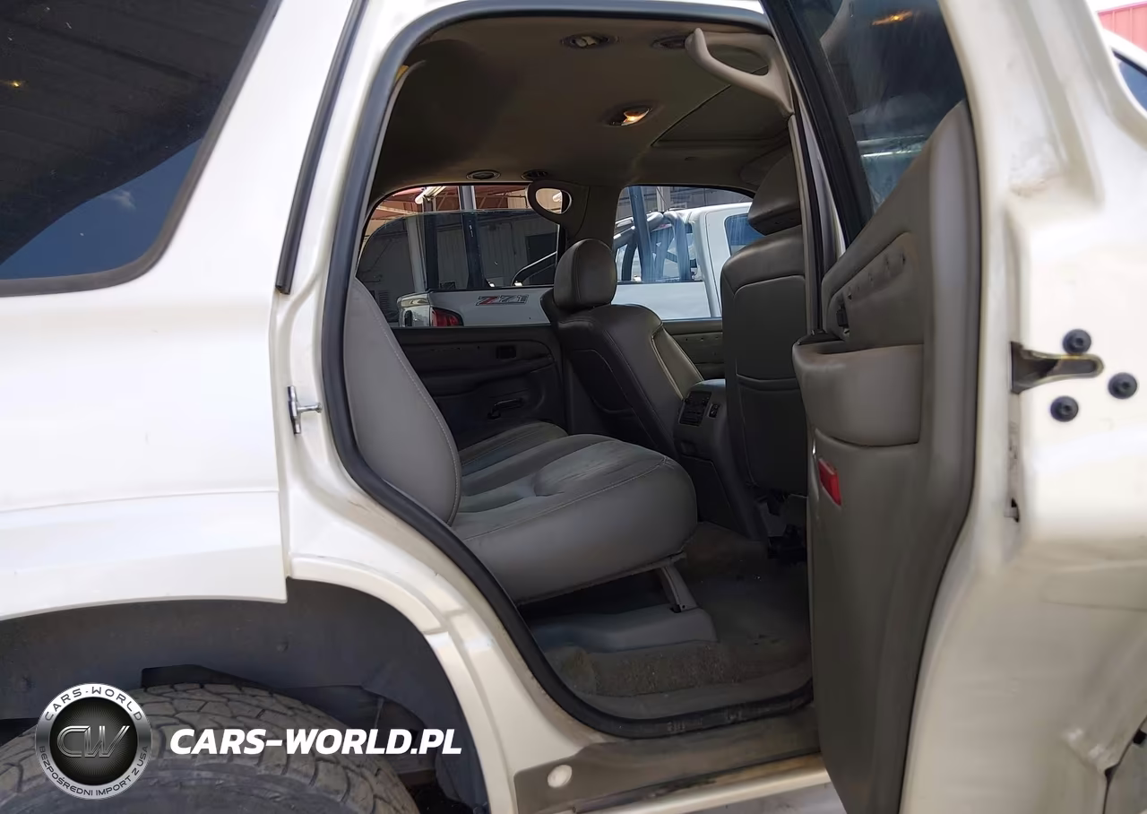 2004 Cadillac Escalade Standard VIN:1GYEK63N14R261904 - 8