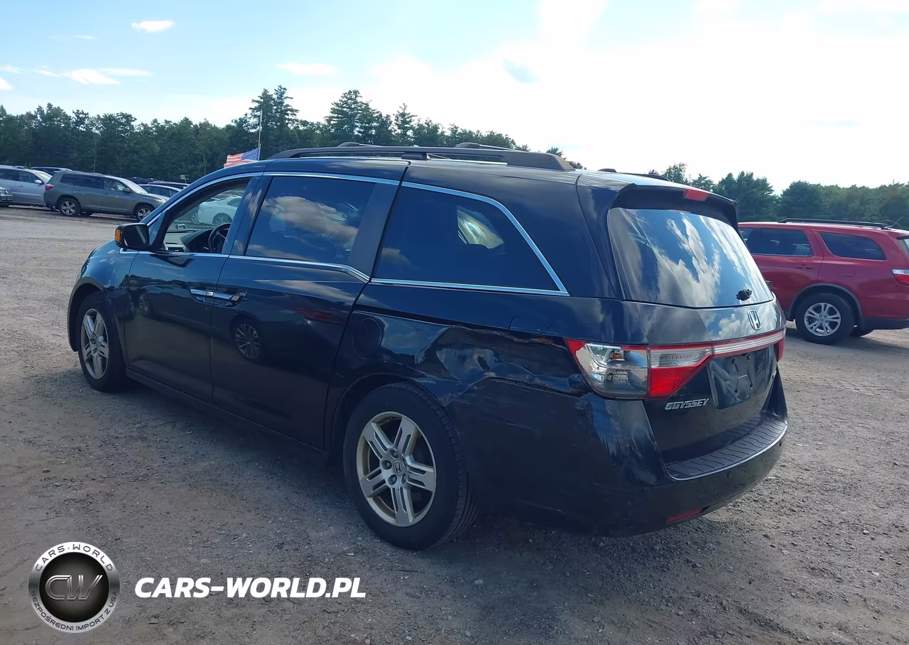 2011 Honda Odyssey Touring-Touring Elite VIN:5FNRL5H98BB017972 - 3