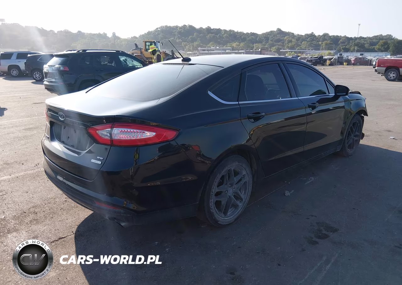 2014 Ford Fusion Se VIN:3FA6P0HDXER198726 - 4