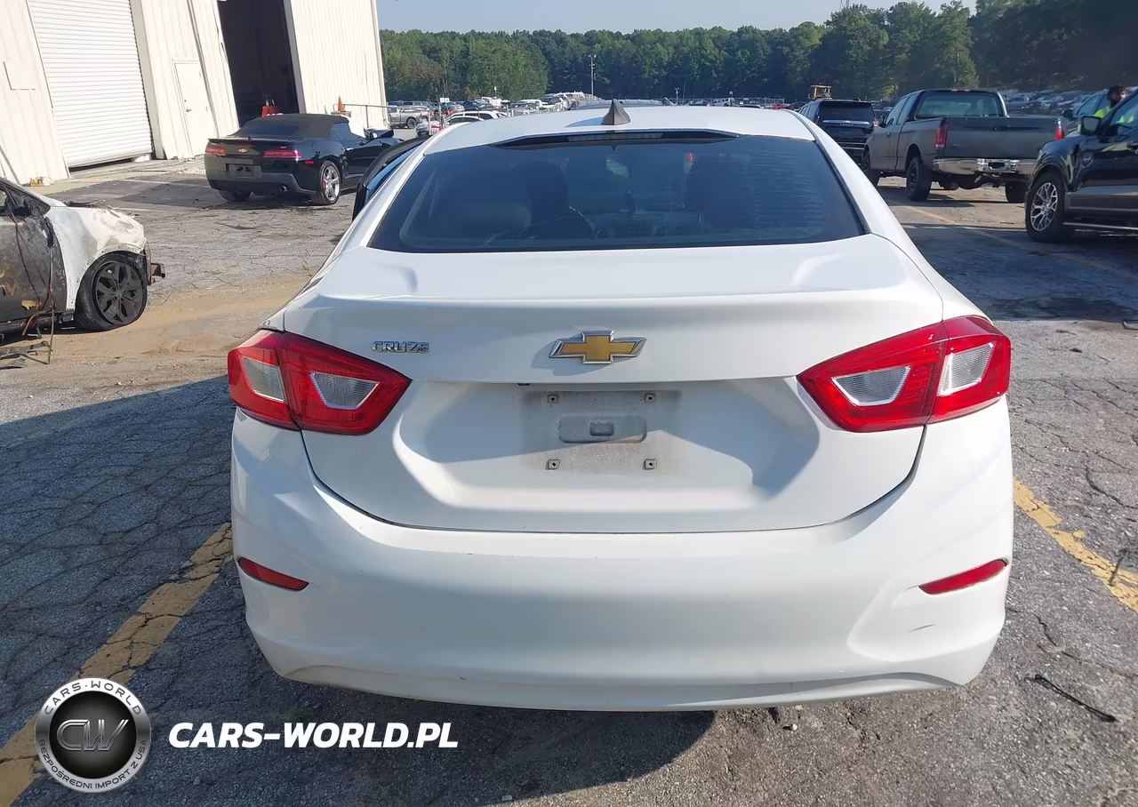 2016 Chevrolet Cruze Ls Auto VIN:1G1BC5SM4G7289830 - 16