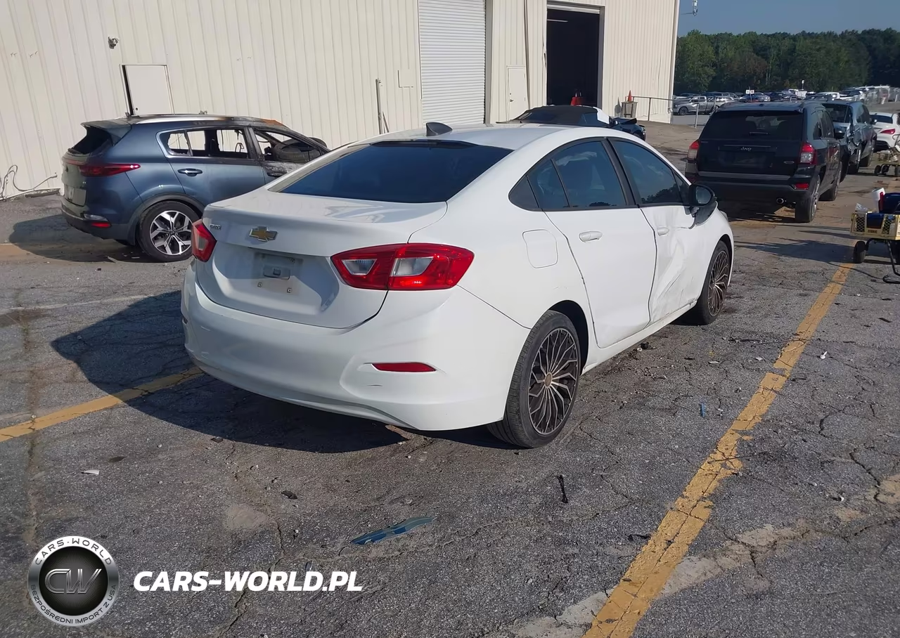 2016 Chevrolet Cruze Ls Auto VIN:1G1BC5SM4G7289830 - 4