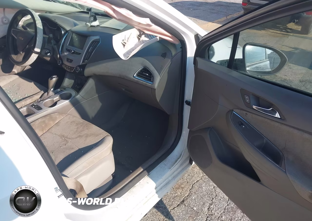 2016 Chevrolet Cruze Ls Auto VIN:1G1BC5SM4G7289830 - 5