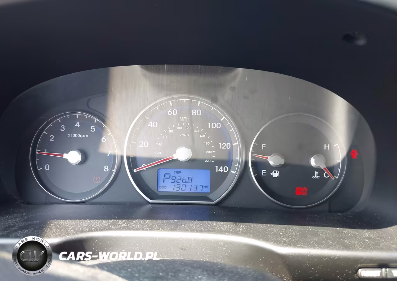 2010 Hyundai Santa Fe Gls VIN:5NMSGDAB7AH350335 - 7