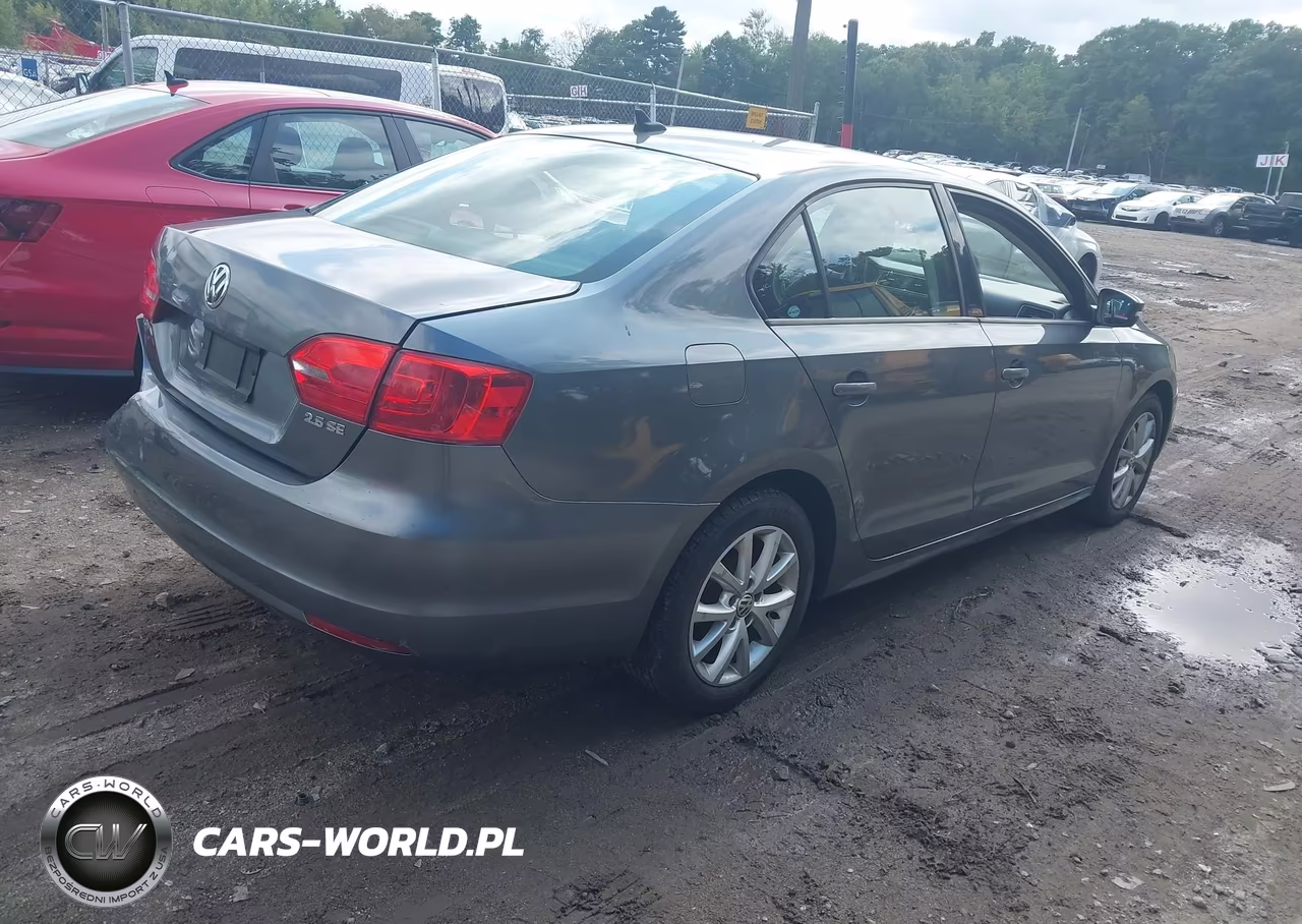 2012 Volkswagen Jetta 2.5L Se VIN:3VWDP7AJ7CM325143 - 4